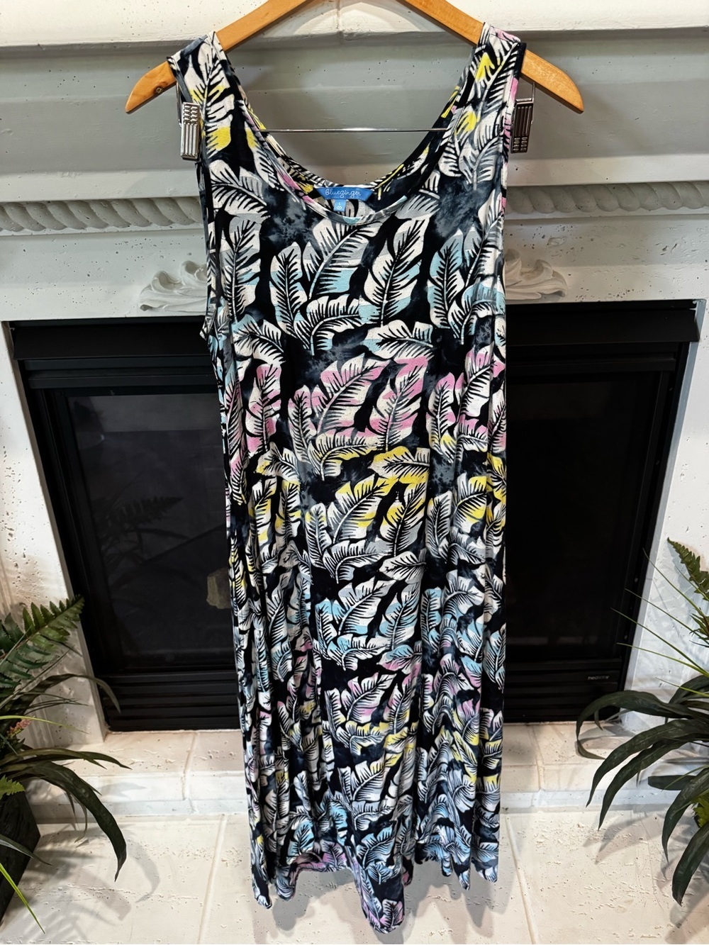 Blue Ginger Tropical Leaf Sleeveless Maxi Dress in Black with Pastel Accents